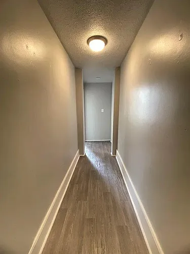 102 N Miami St #C - Photo 3 of 9