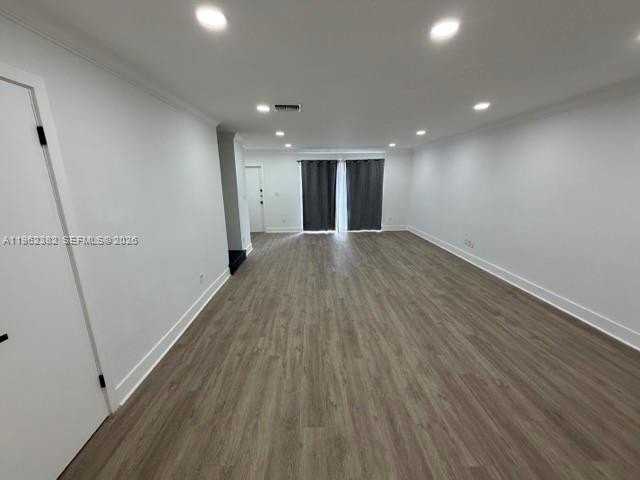 13725 Sw 84th St #C - Photo 3 of 14