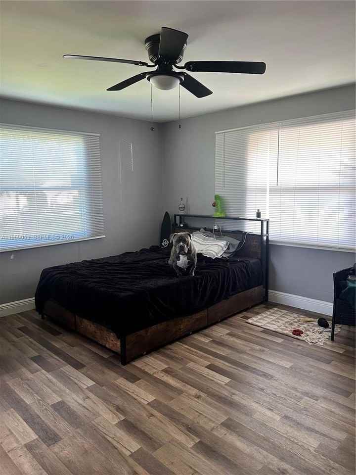 3633 Sw 12th Ct #3 - Photo 6 of 8