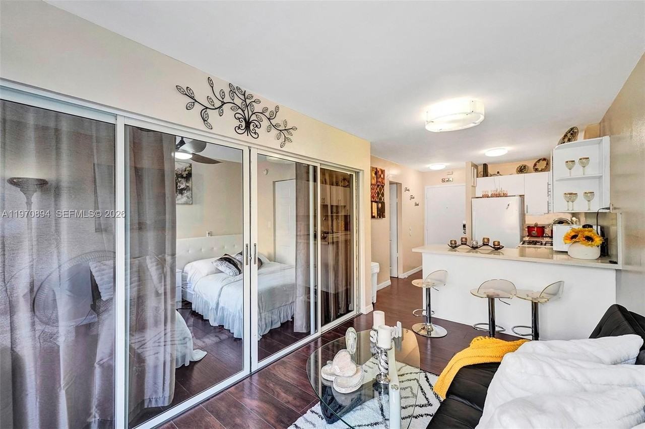 710 Washington Ave #315 - Photo 6 of 43