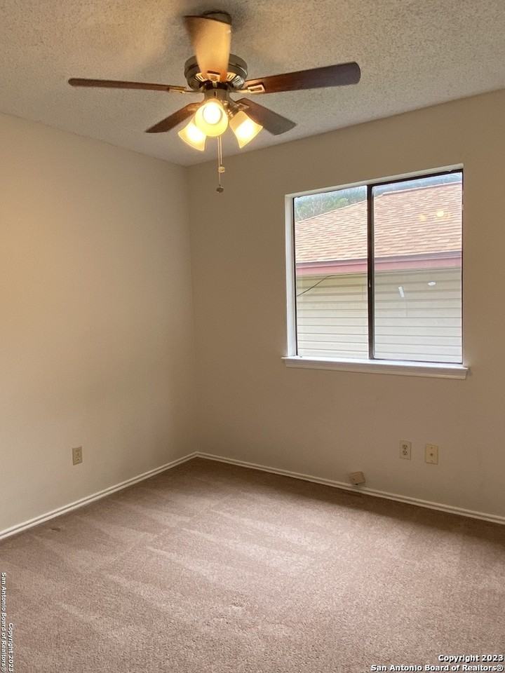 7259 Flaming Forest St - Photo 7 of 12