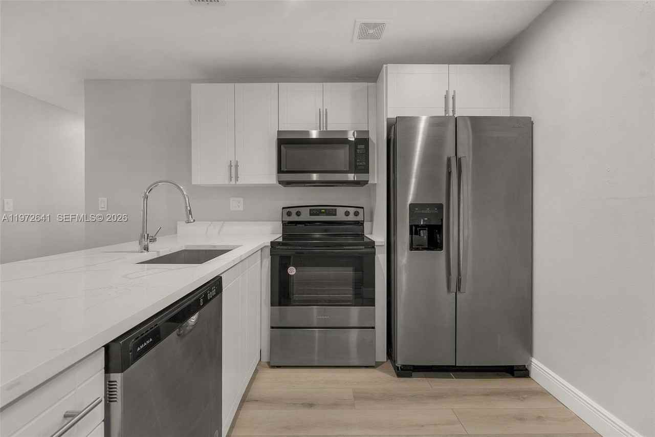 10375 Nw 35th St #10375 - Photo 7 of 18