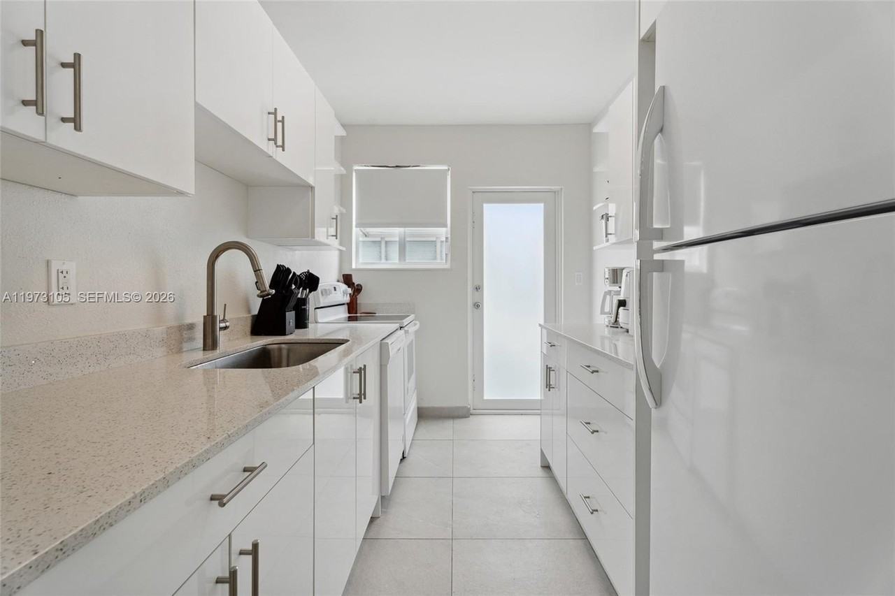 835 80th St #2 - Photo 2 of 17