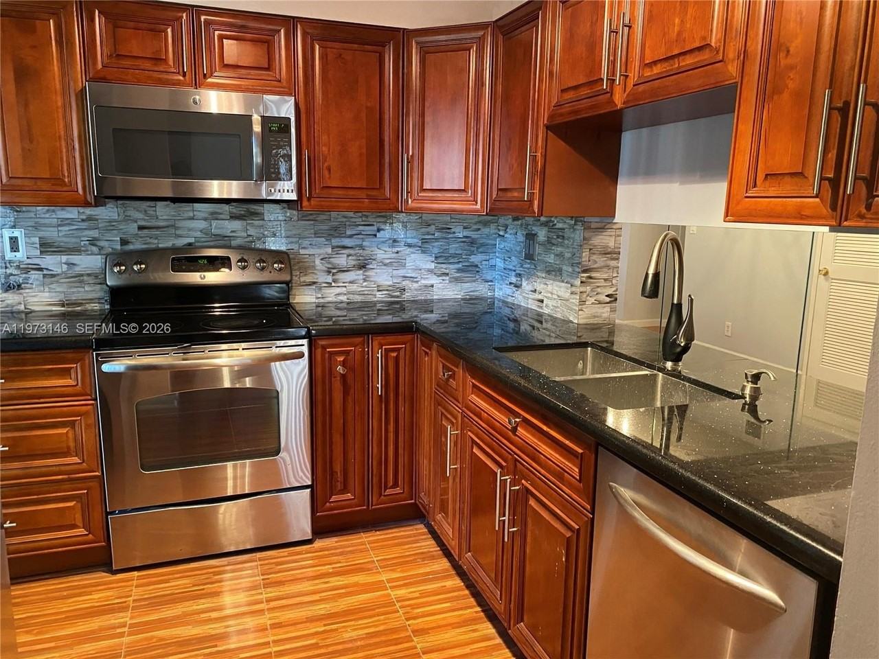 706 Gardens Dr #101 - Photo 4 of 17