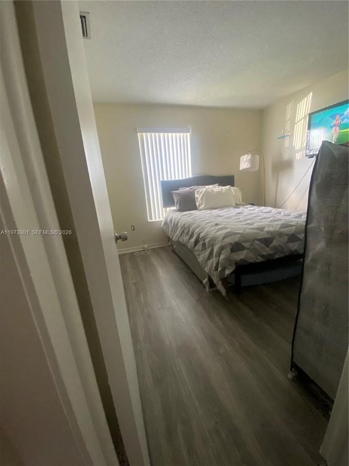 14450 Sw 95th Ter - Photo 6 of 12