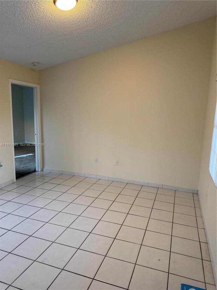 14450 Sw 95th Ter - Photo 7 of 12