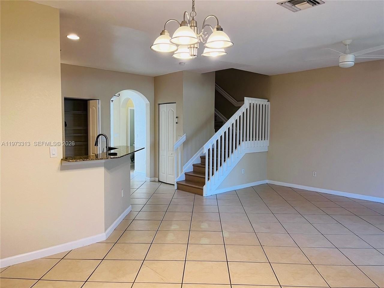 7009 Romana Way #1605 - Photo 6 of 16