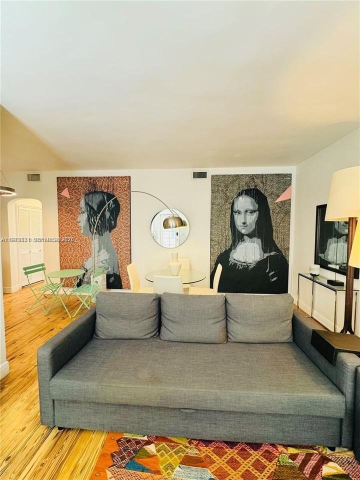 1755 Washington Ave #3C - Photo 2 of 18