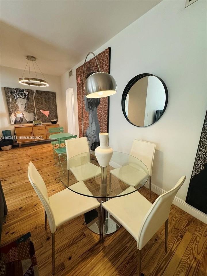 1755 Washington Ave #3C - Photo 5 of 18