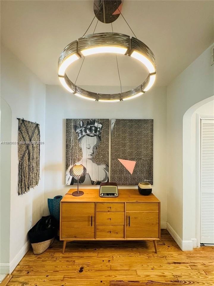 1755 Washington Ave #3C - Photo 7 of 18