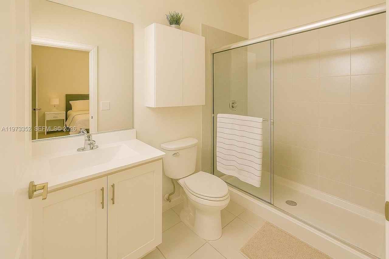 10711 W 32nd Ln #10711 - Photo 3 of 11