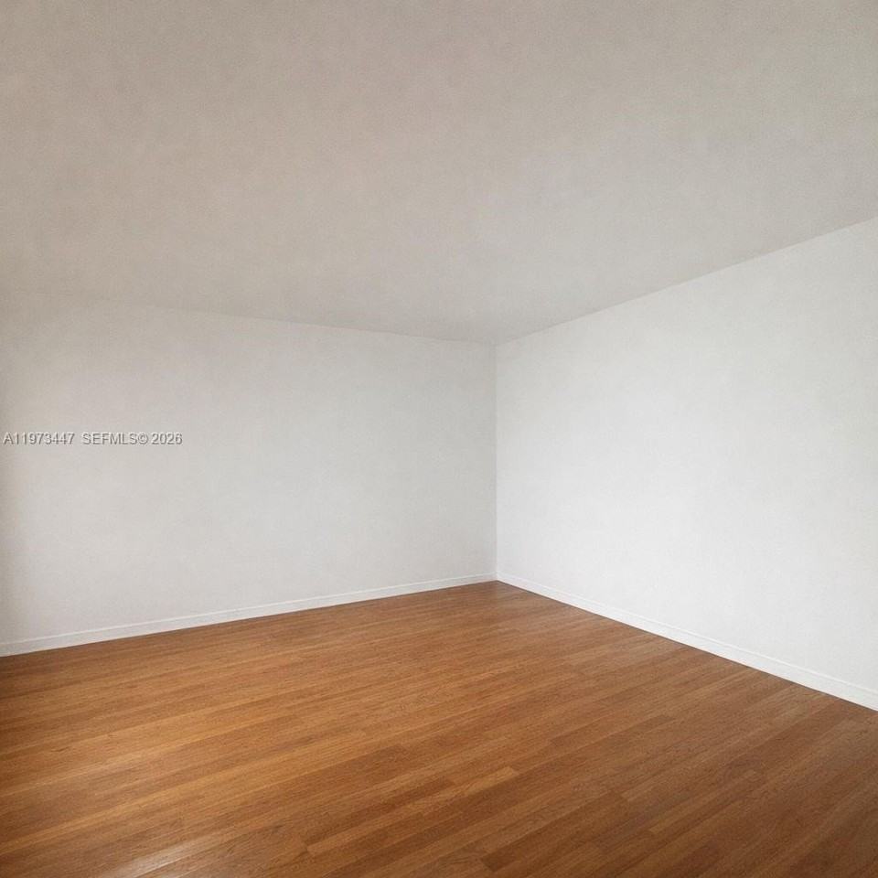 7921 West Dr #2 - Photo 3 of 8