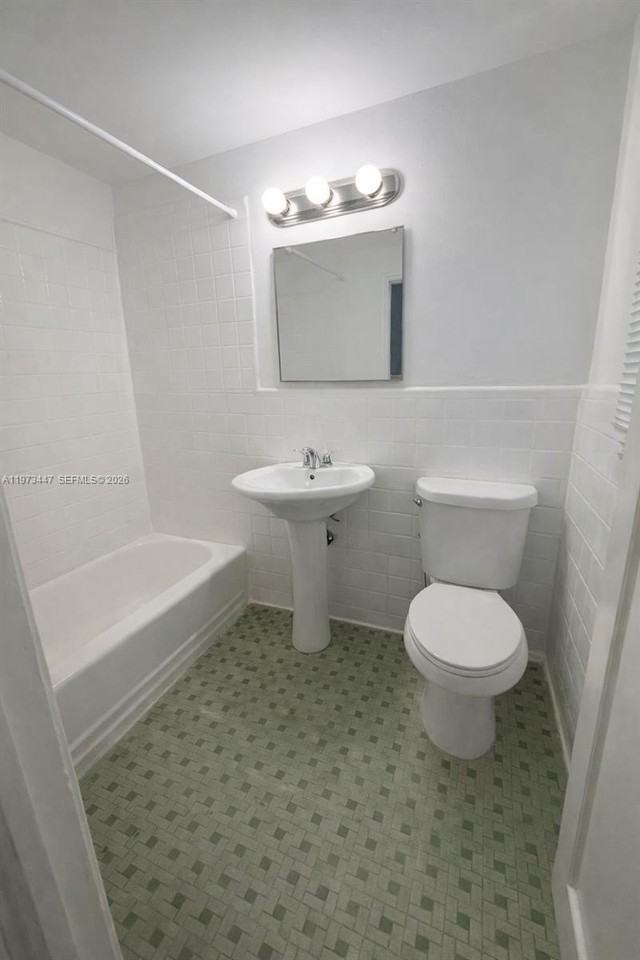 7921 West Dr #2 - Photo 4 of 8