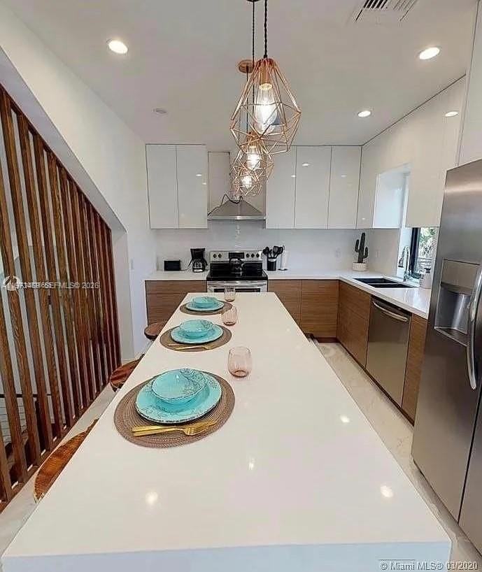 1503 N 17th Ave #0 - Photo 7 of 15