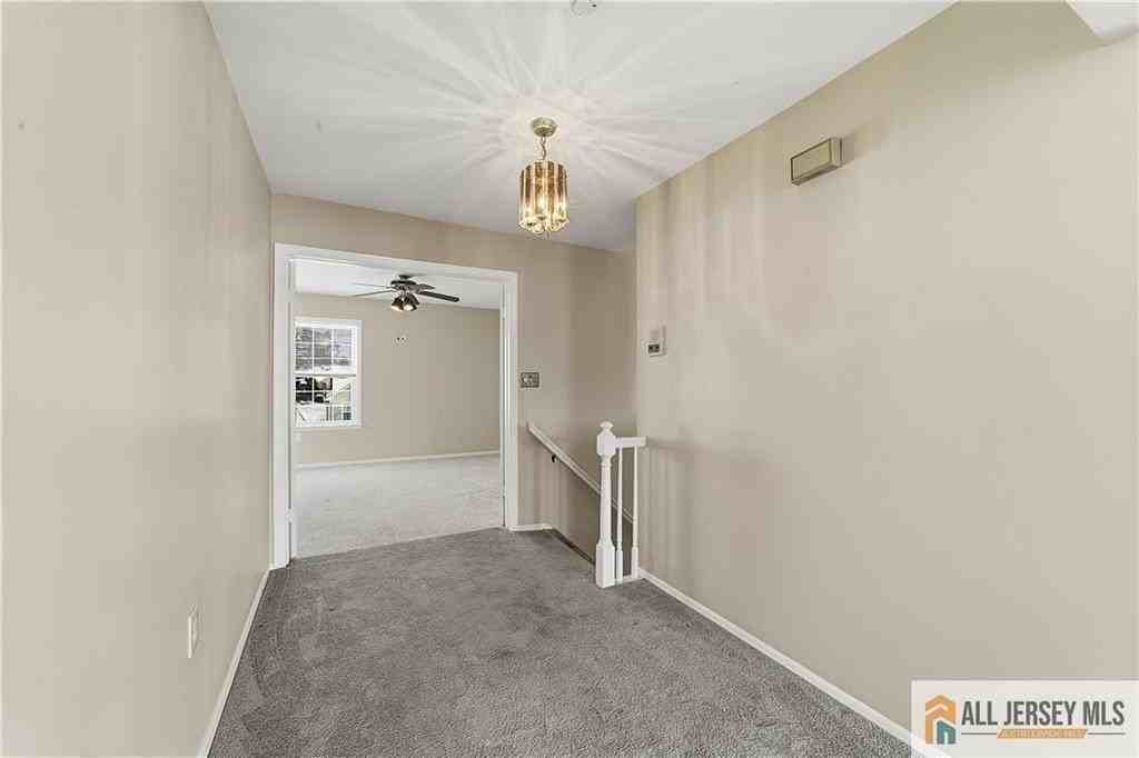 17 Dorchester Dr #17D - Photo 4 of 25