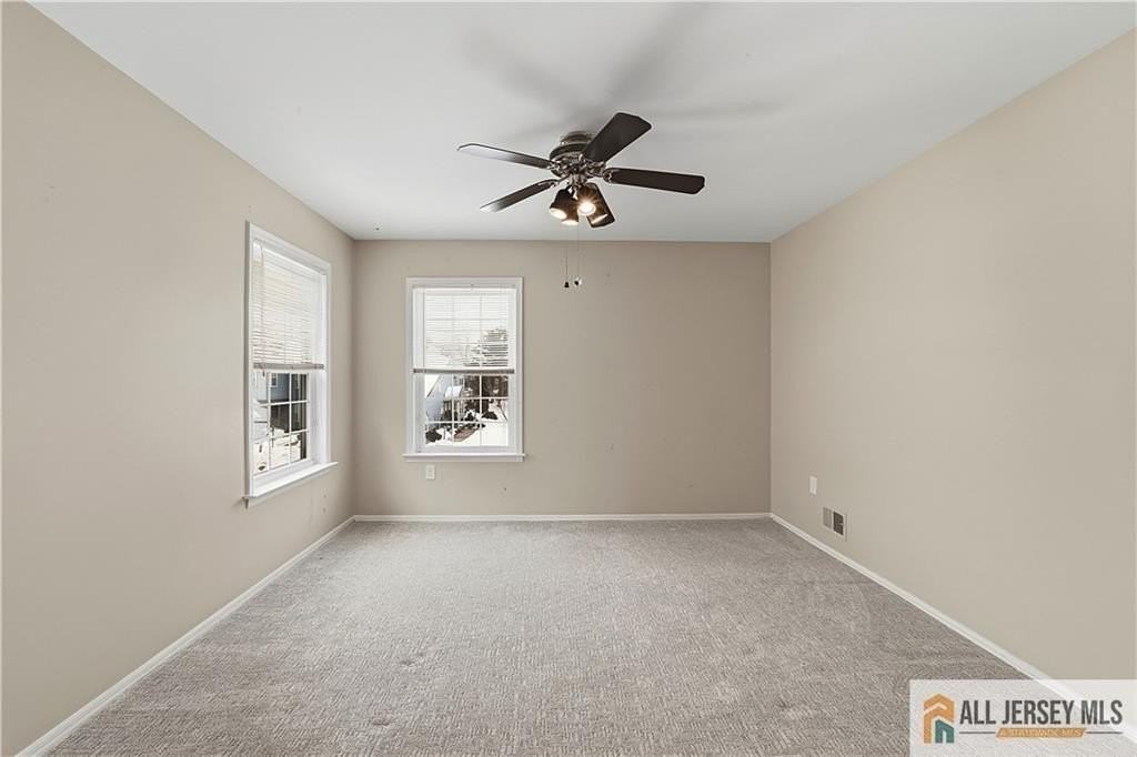 17 Dorchester Dr #17D - Photo 6 of 25