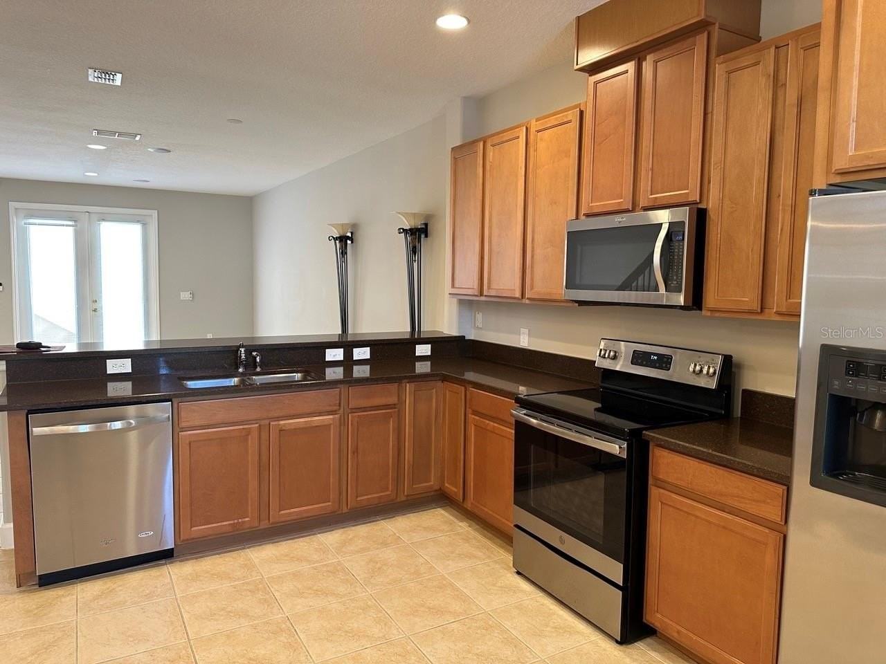 13841 Ancilla Blvd - Photo 4 of 28