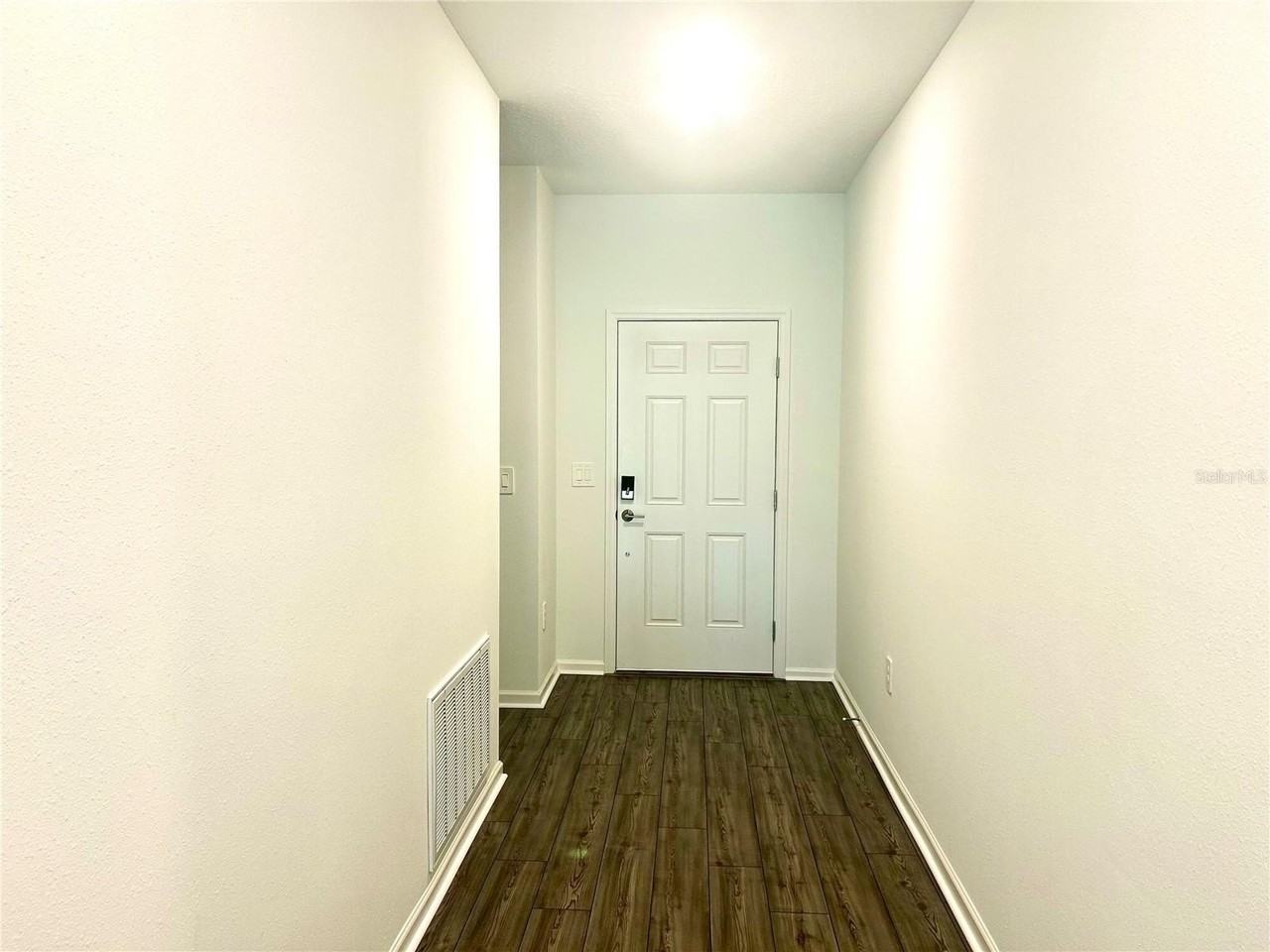 1103 Nw 44th Court Rd - Photo 7 of 36