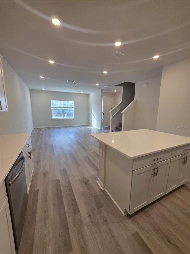 5821 Freshwater Canyon Dr - Photo 4 of 49