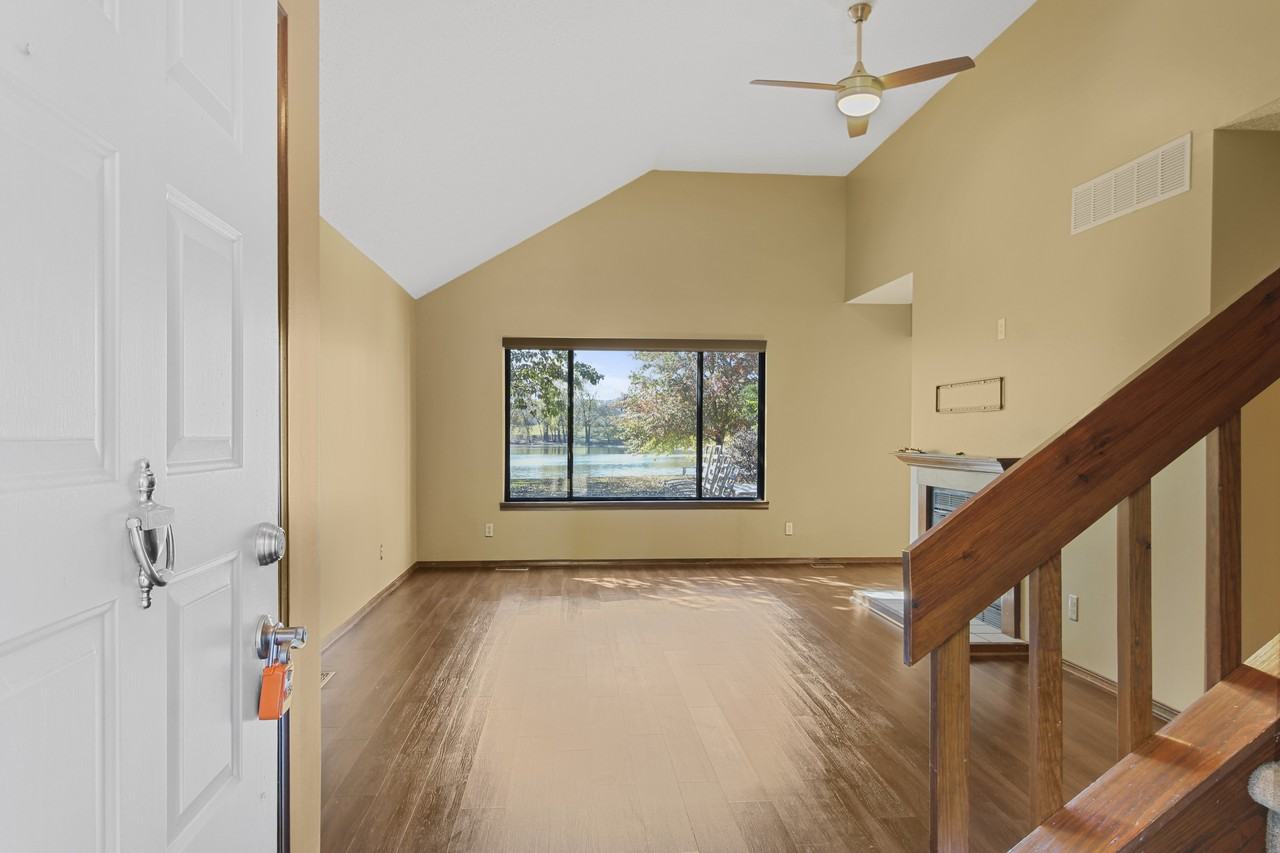 505 Clearwater Dr #1 - Photo 3 of 18