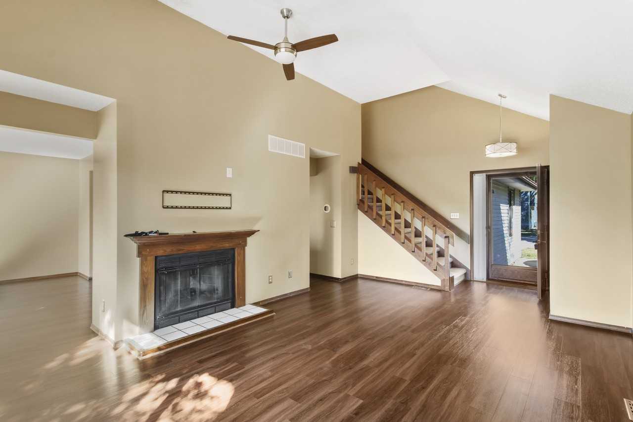 505 Clearwater Dr #1 - Photo 4 of 18