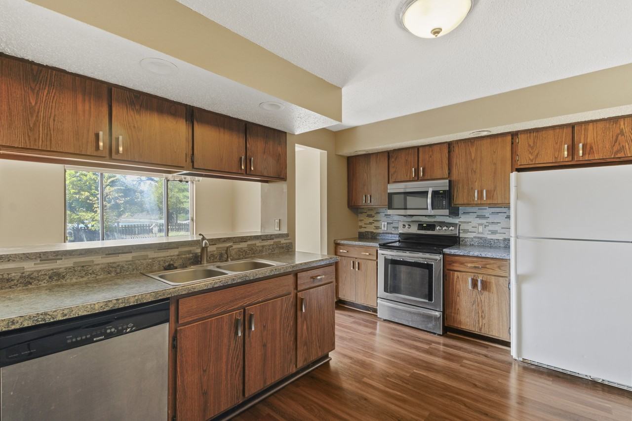 505 Clearwater Dr #1 - Photo 6 of 18