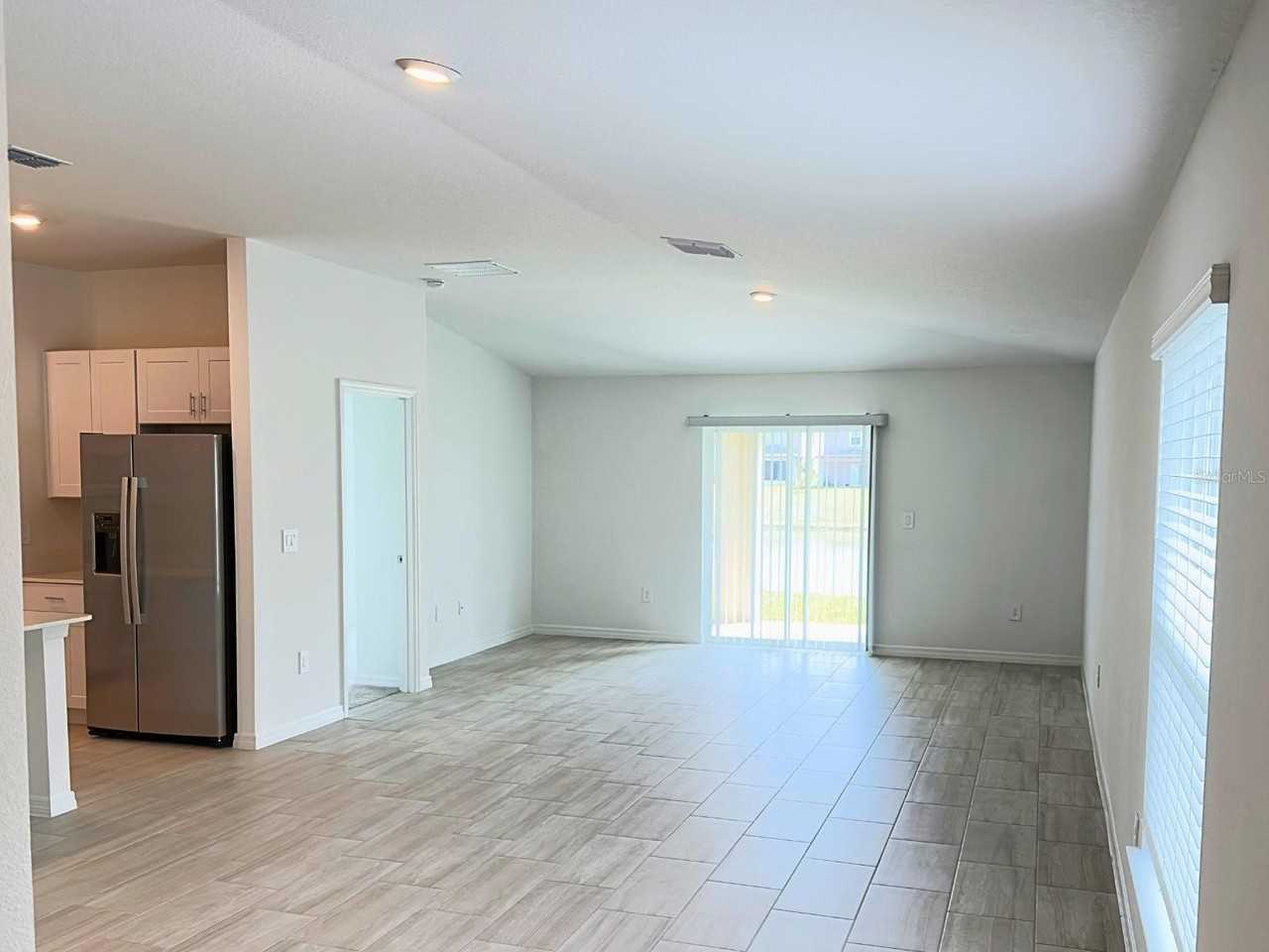 2318 Allium Roseum Ln - Photo 5 of 36