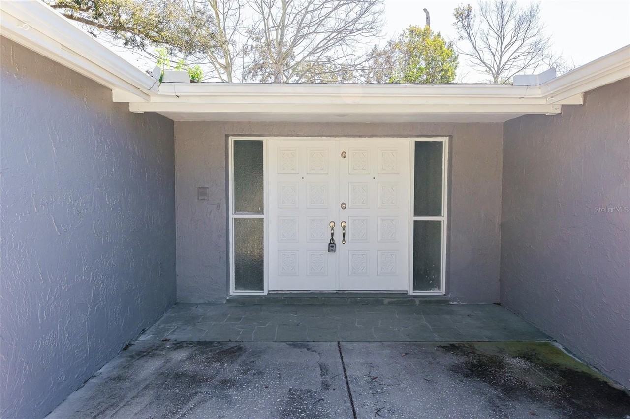 7740 Sagebrush Dr - Photo 4 of 26