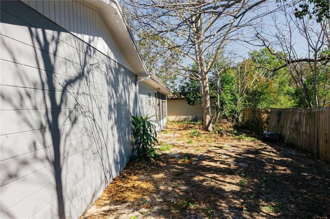 7740 Sagebrush Dr - Photo 5 of 26