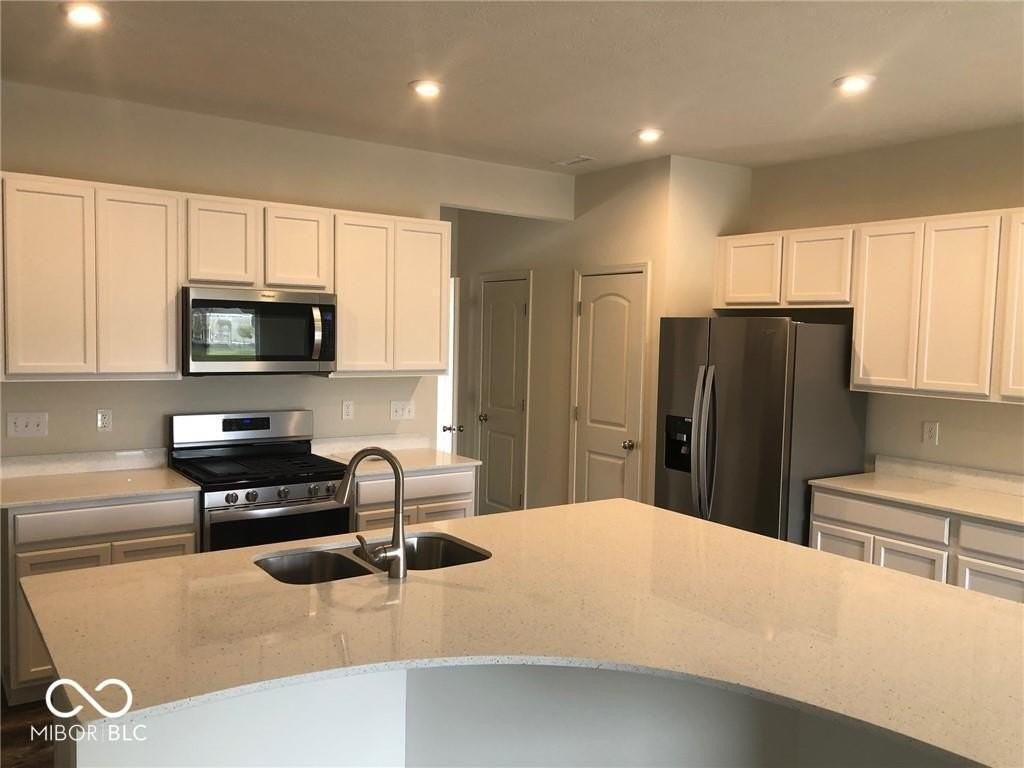 13413 Dewpoint Ln - Photo 5 of 25