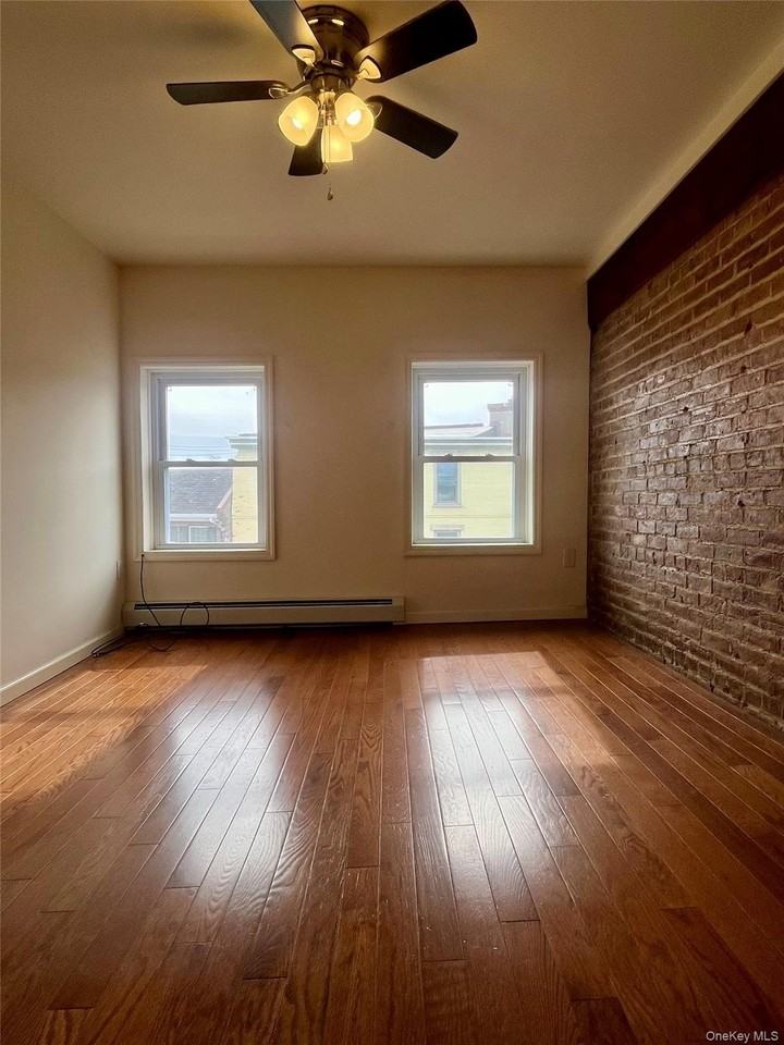 55 W Main St #5 - Photo 6 of 14