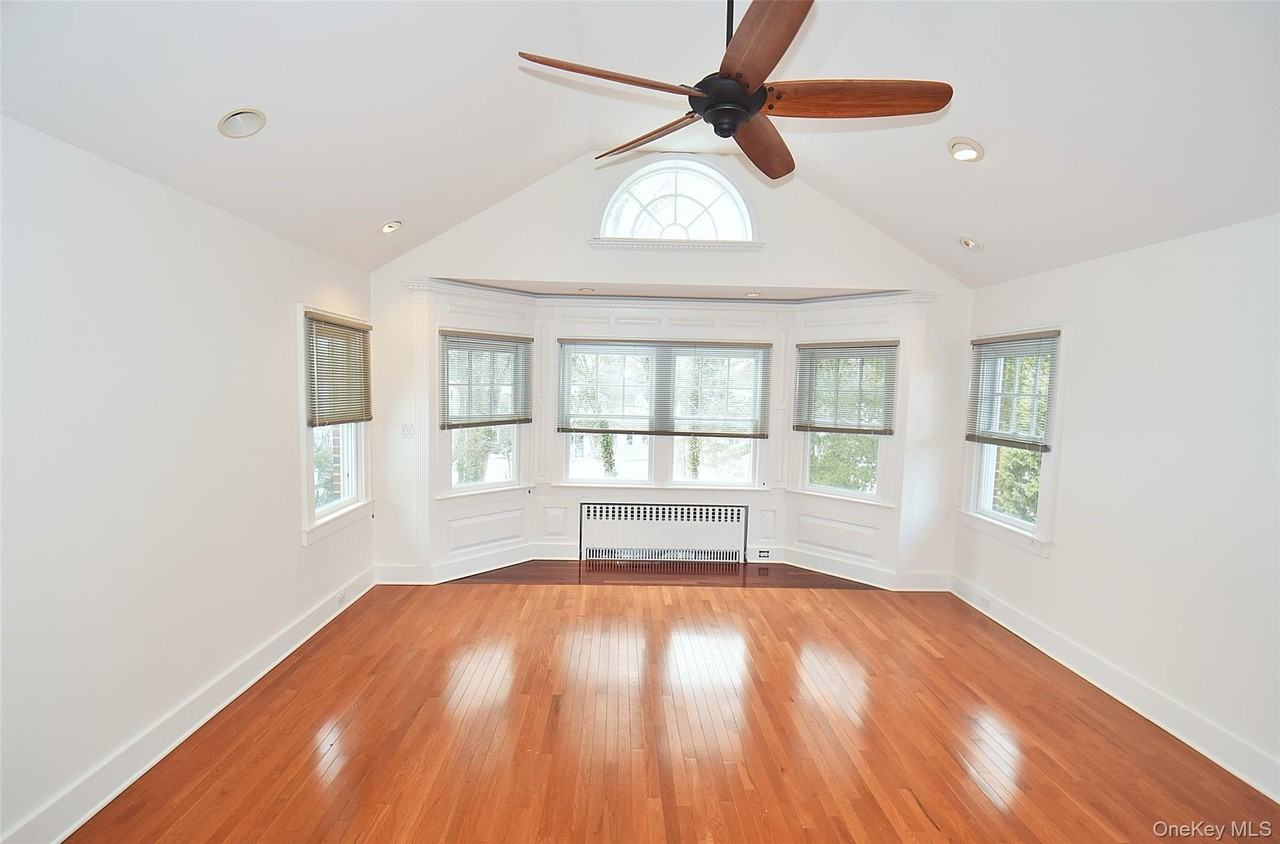 79 Red Ground Rd - Photo 3 of 24