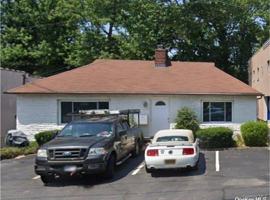 featured image of 1412 Wantagh Ave