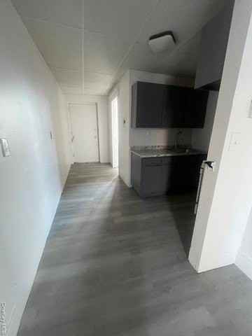 30 E Main St #4 - Photo 5 of 7