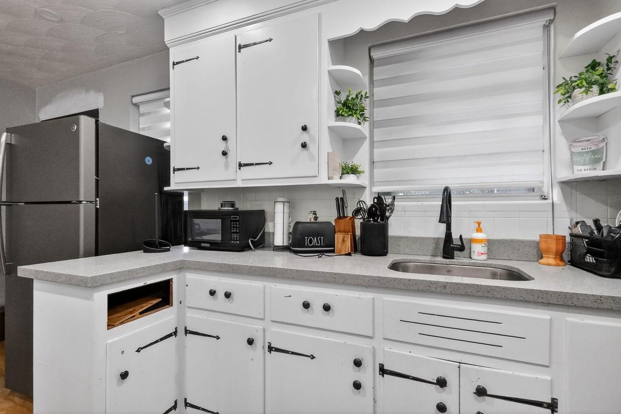 Ne 150th St - Photo 6 of 14