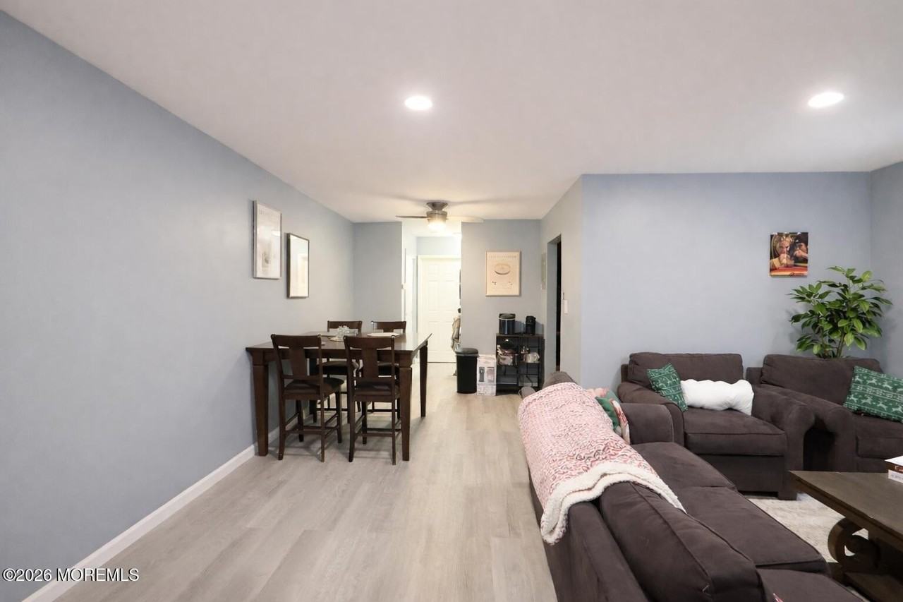 289 Main St #6G - Photo 6 of 15