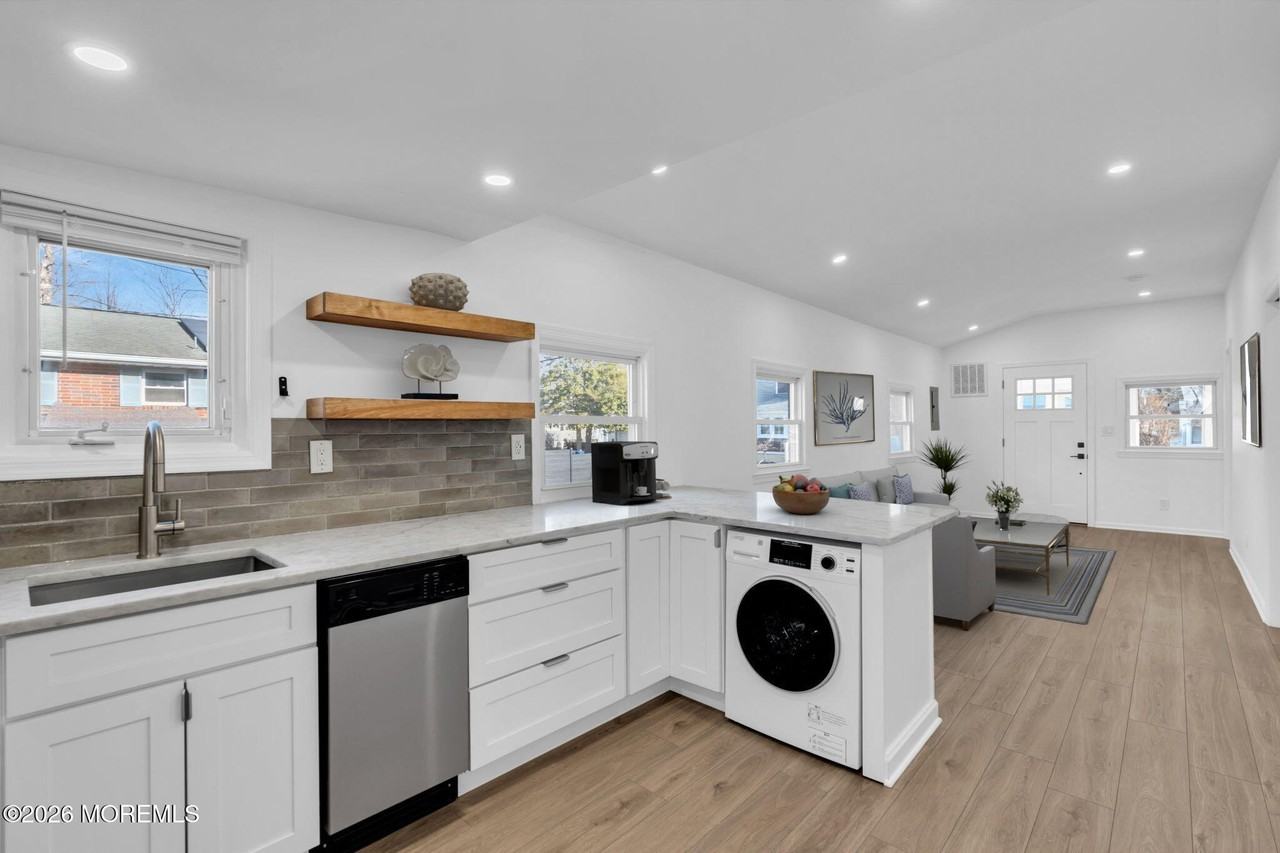 1809 Laurel Ter - Photo 4 of 31