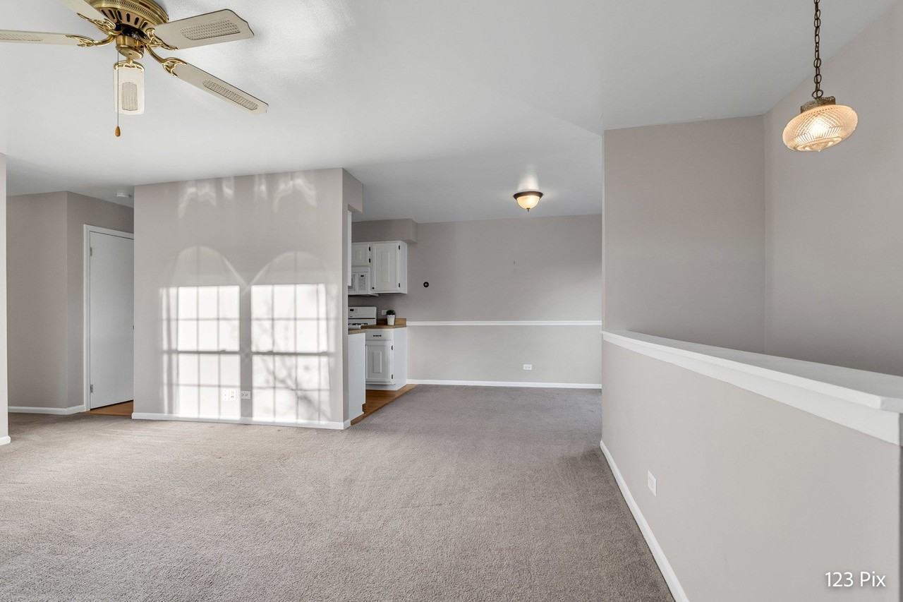 111 Brookwood Ct Unit 111 - Photo 2 of 24