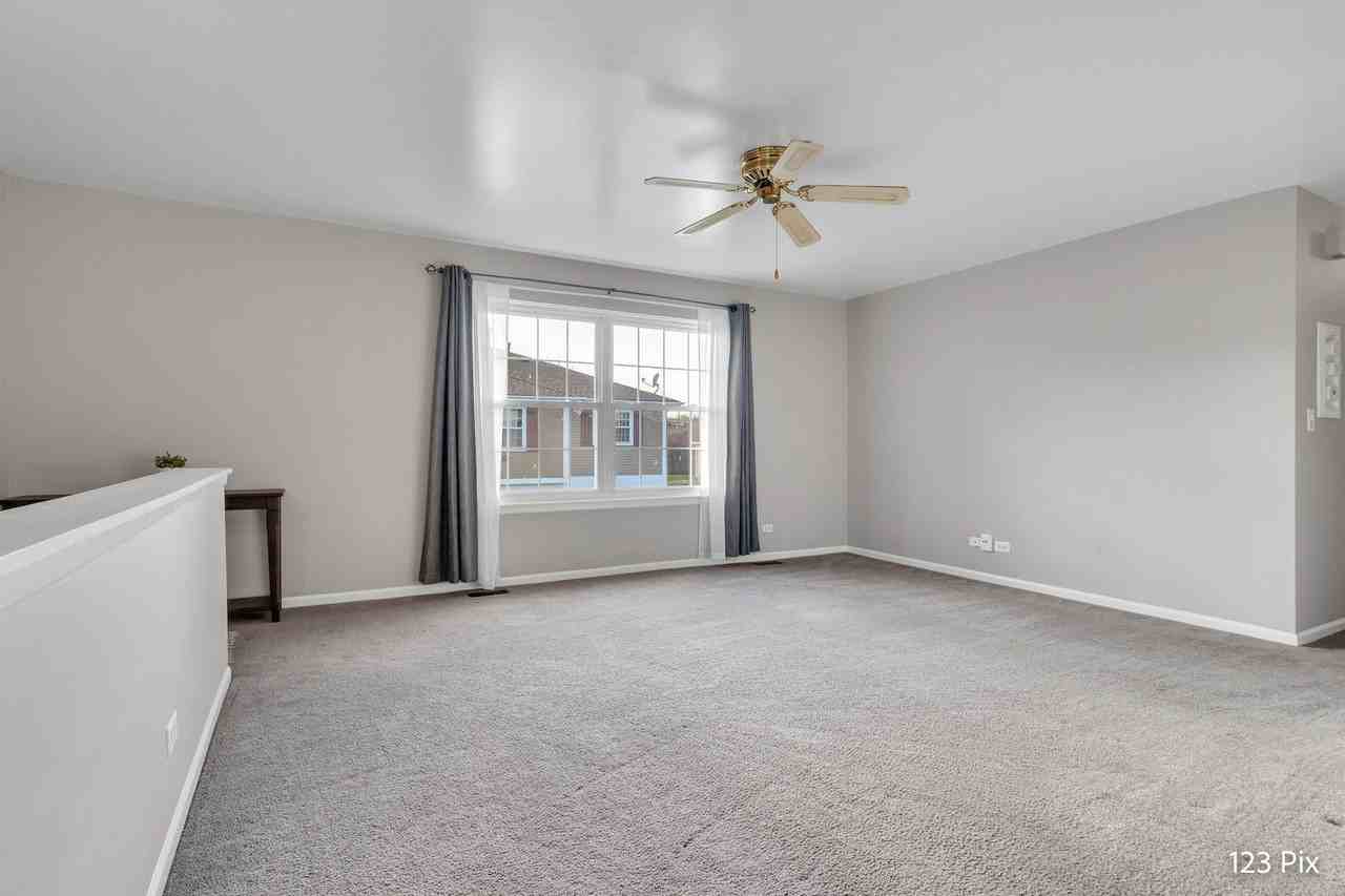 111 Brookwood Ct Unit 111 - Photo 5 of 24