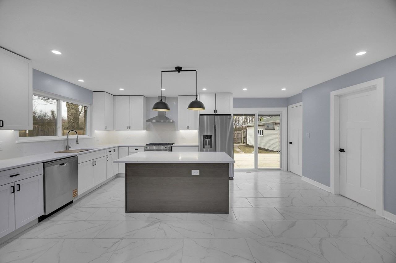 5924 El Morro Ln - Photo 7 of 13