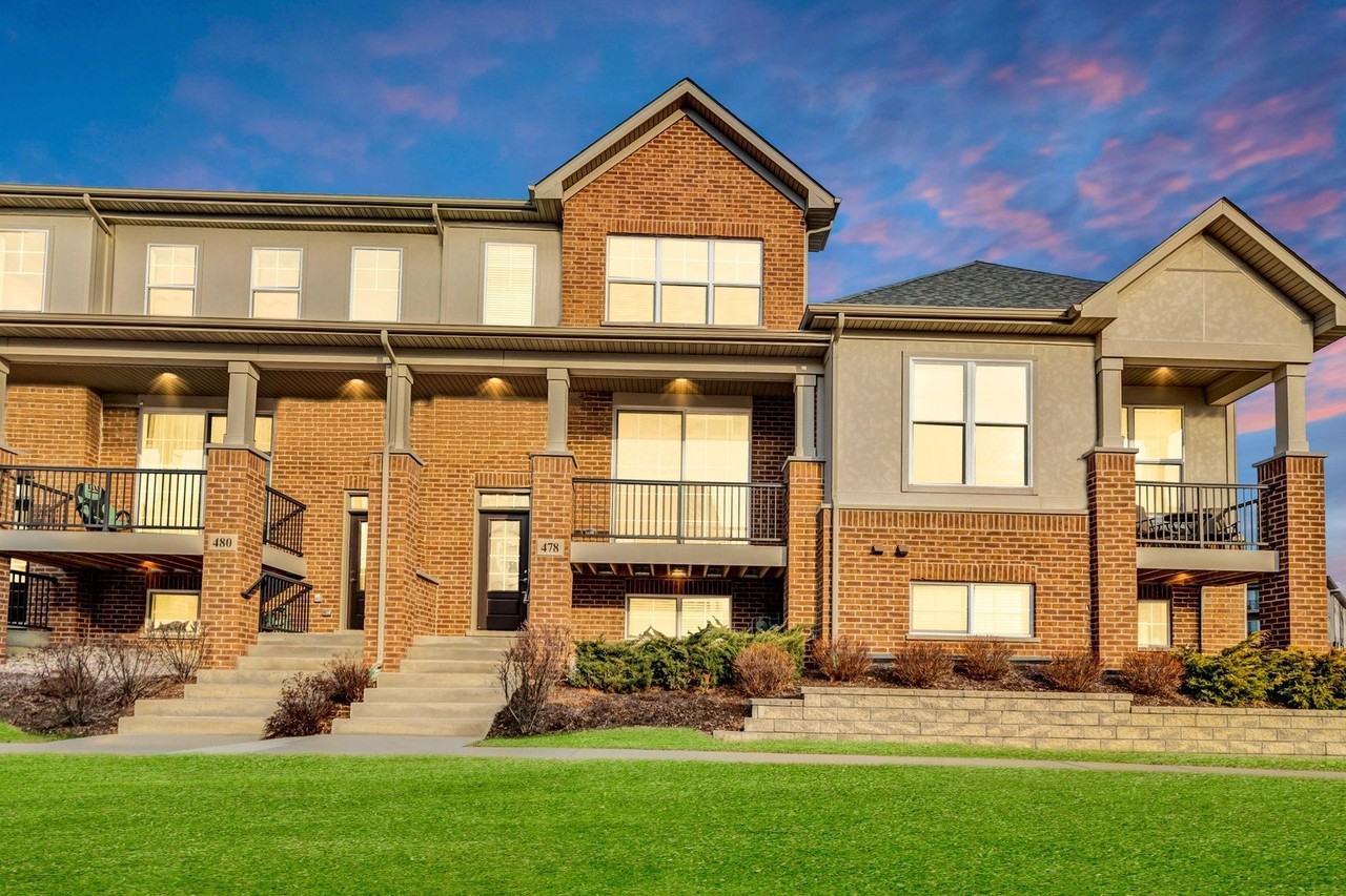 478 Woodmoor Dr Unit 478 - Photo 3 of 37