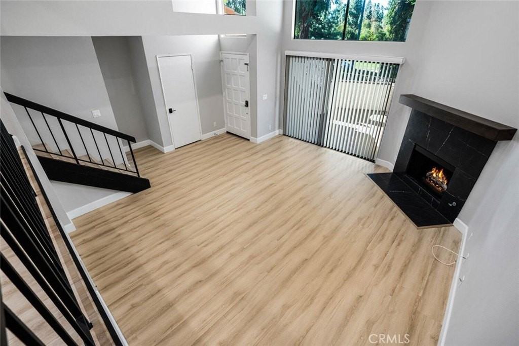 5800 Owensmouth Ave #4 - Photo 5 of 27