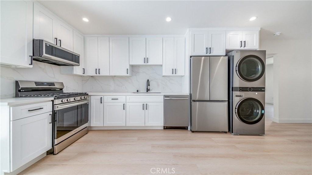 7124 Teesdale Ave - Photo 7 of 12