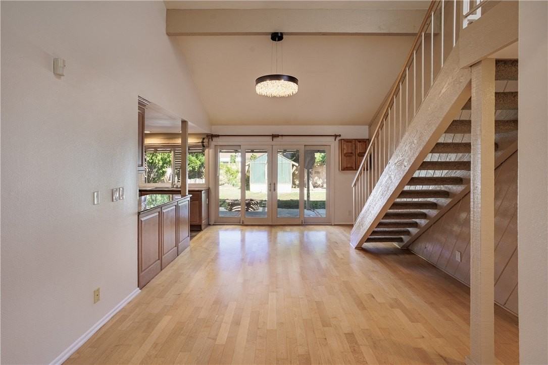 28907 Timberlane St - Photo 3 of 26