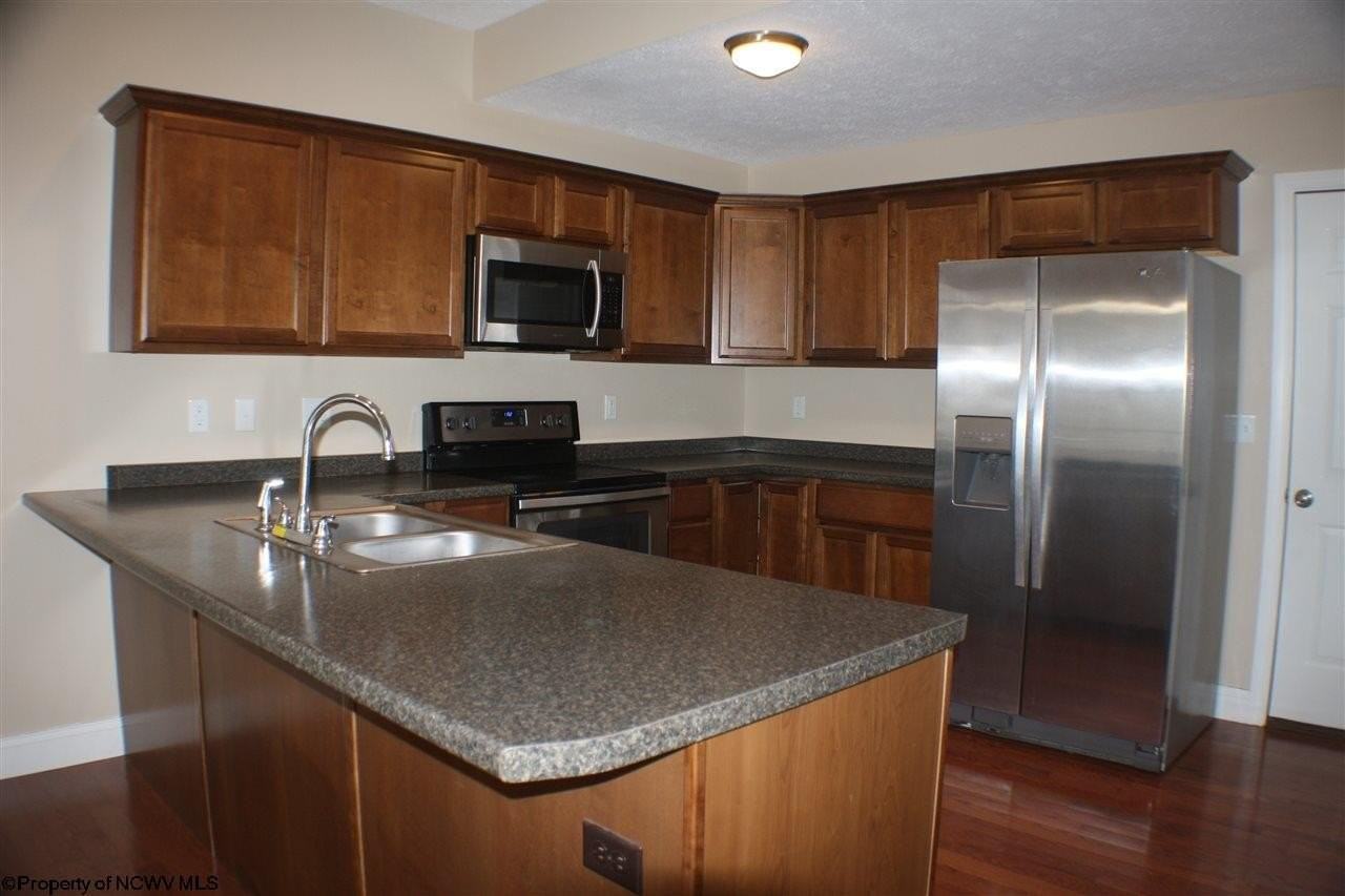 53 Goose Hollow Rd - Photo 4 of 15