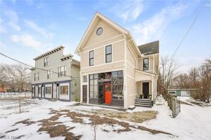 featured image of 1009 Kenilworth Ave Apt 3 #Apt 3