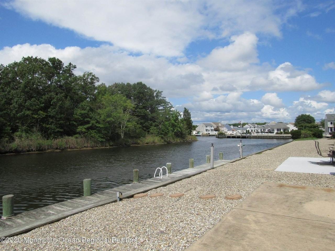 23 Osprey Ln #81 - Photo 2 of 21