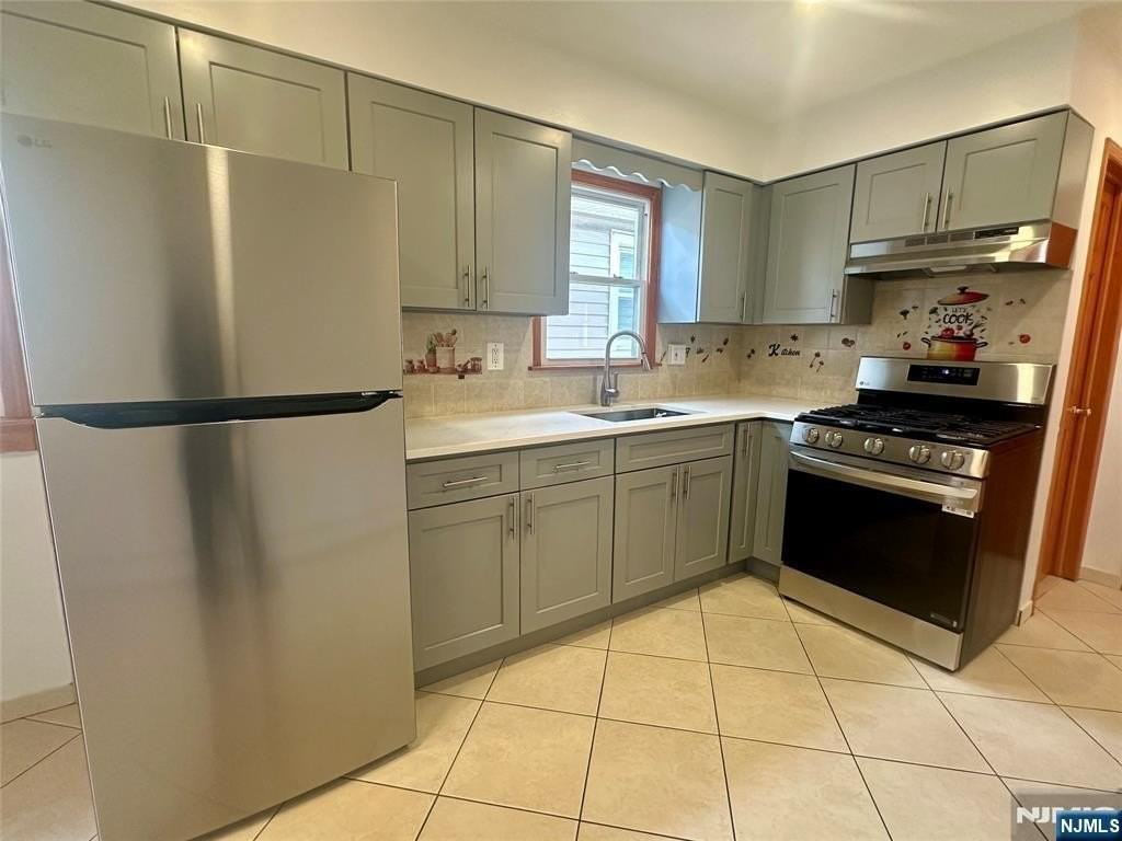 17 Hamilton St - Photo 7 of 11