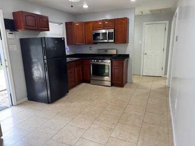 1300 Webster St - Photo 6 of 14