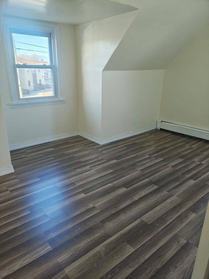 Park Ave - Photo 4 of 8